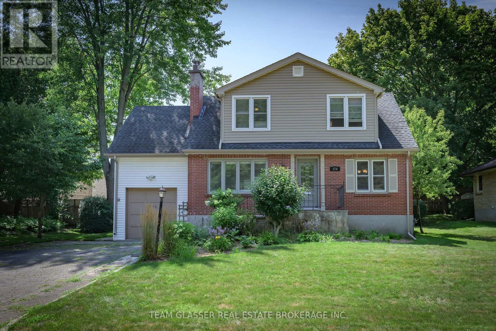 376 CEDAR AVENUE, London North (North K)