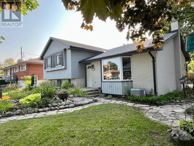 65 ALMOND ROAD, London South (South T)