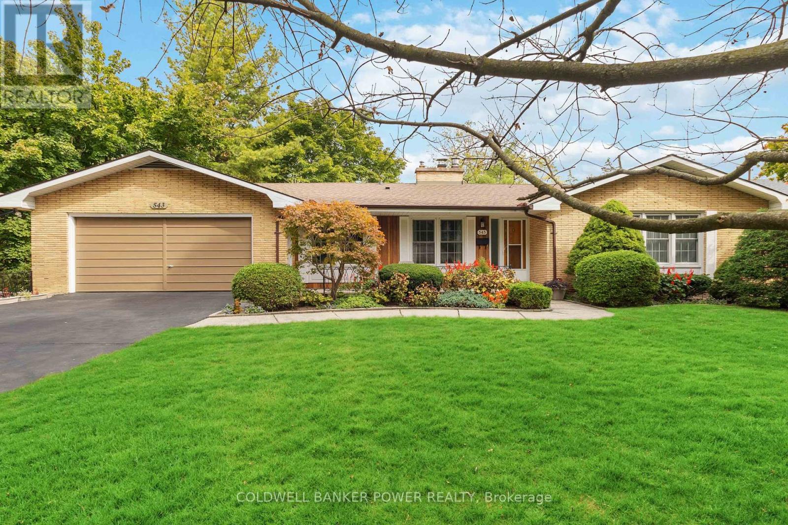 543 KININVIE DRIVE, London North (North J)