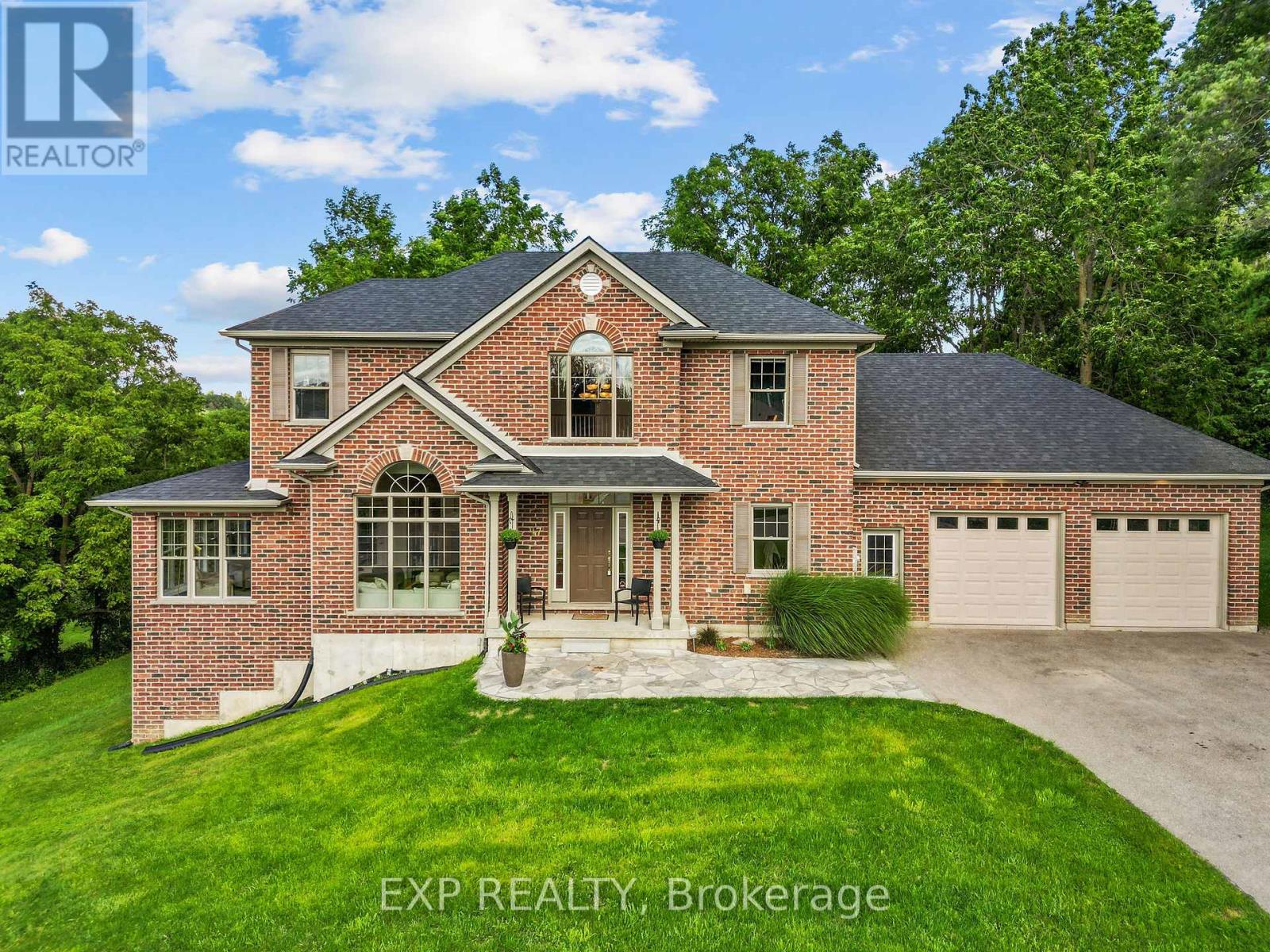17 HURON STREET N, St. Marys