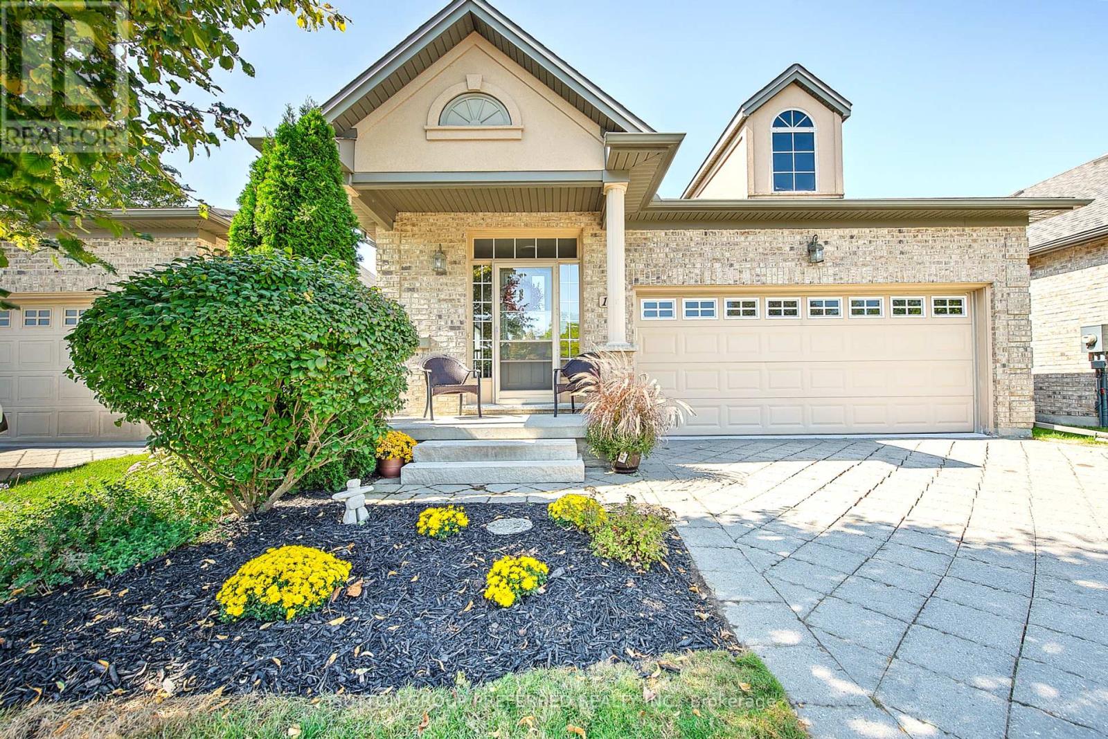 14 - 475 MCGARRELL DRIVE, London North (North R)