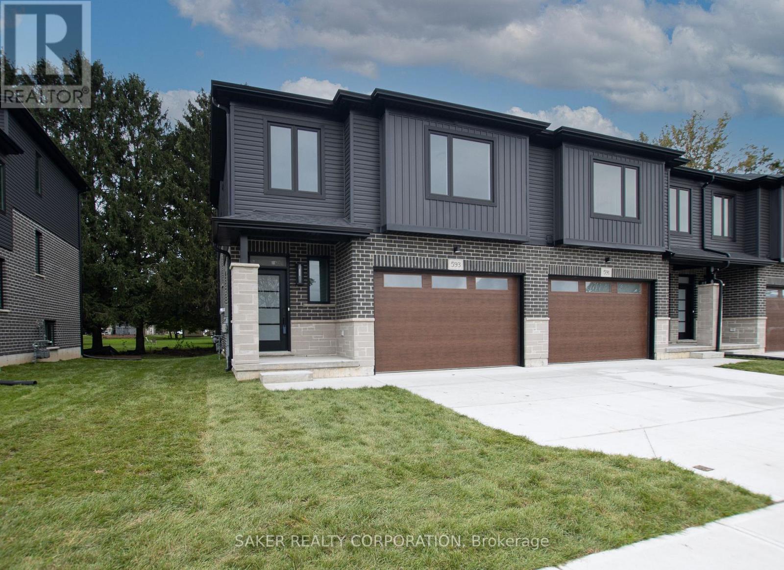 571 REGENT STREET, Strathroy-Caradoc (Mount Brydges)