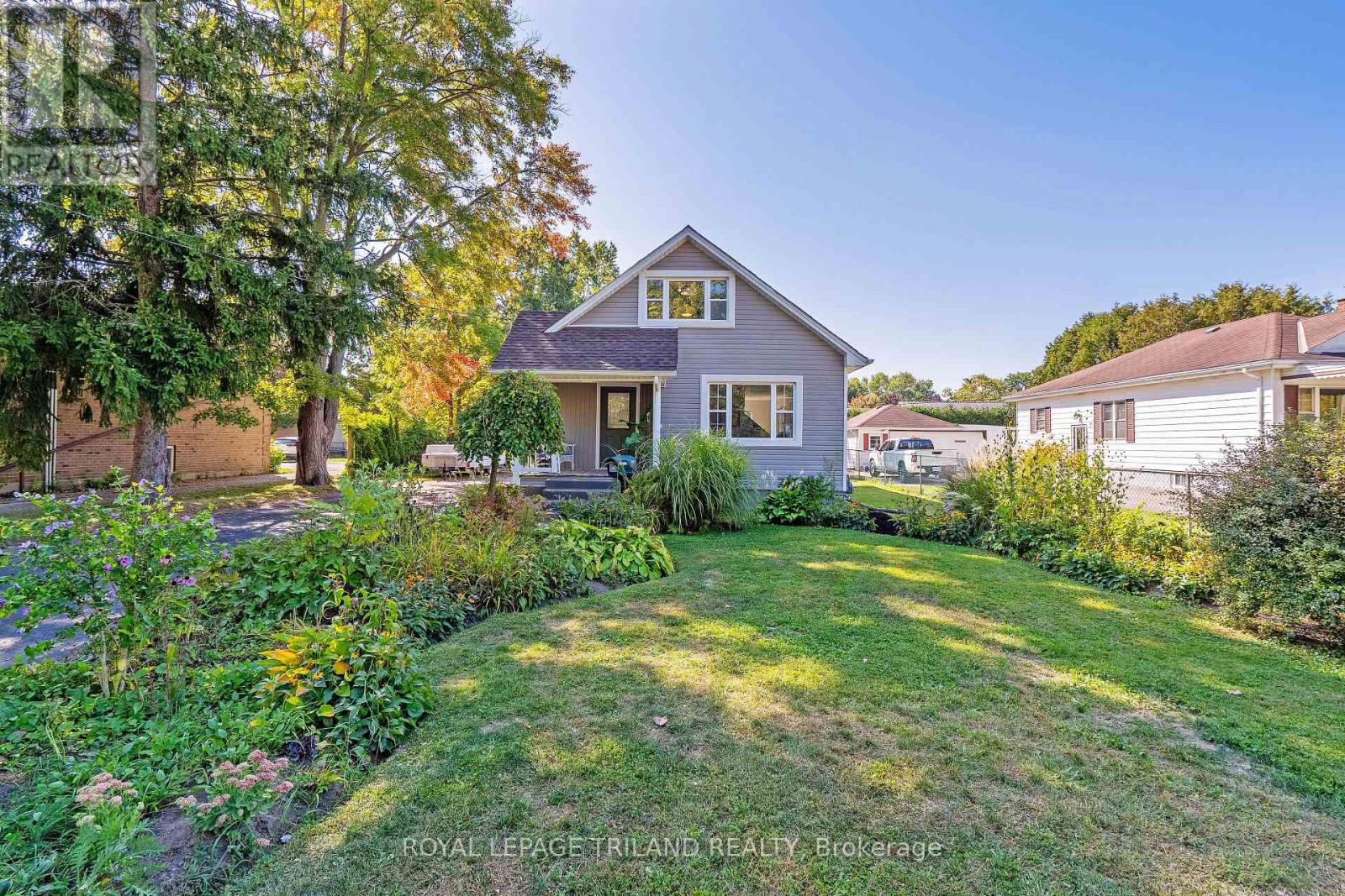 18 TECUMSEH STREET, St. Thomas