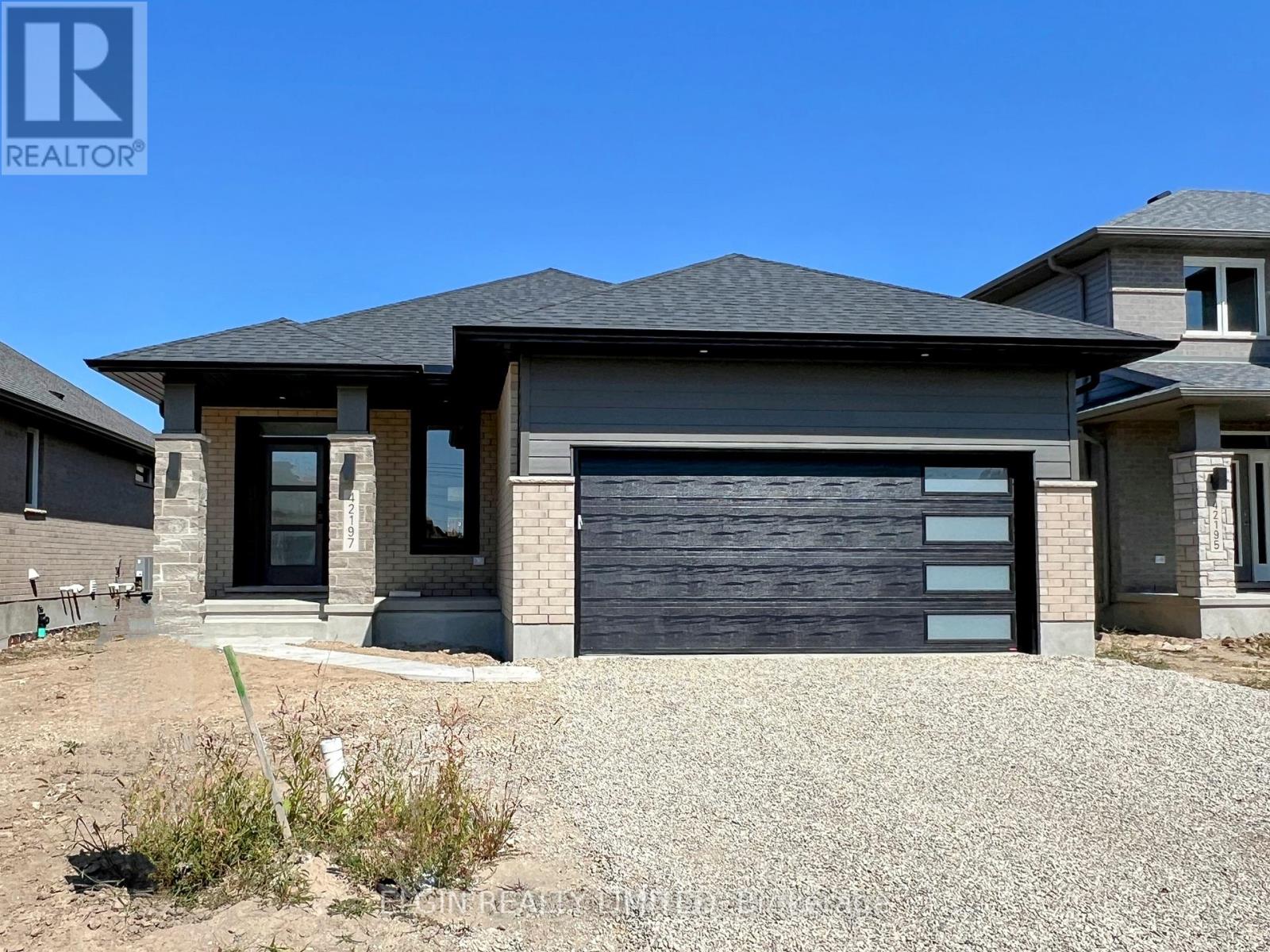 42197 MCBAIN LINE, Central Elgin