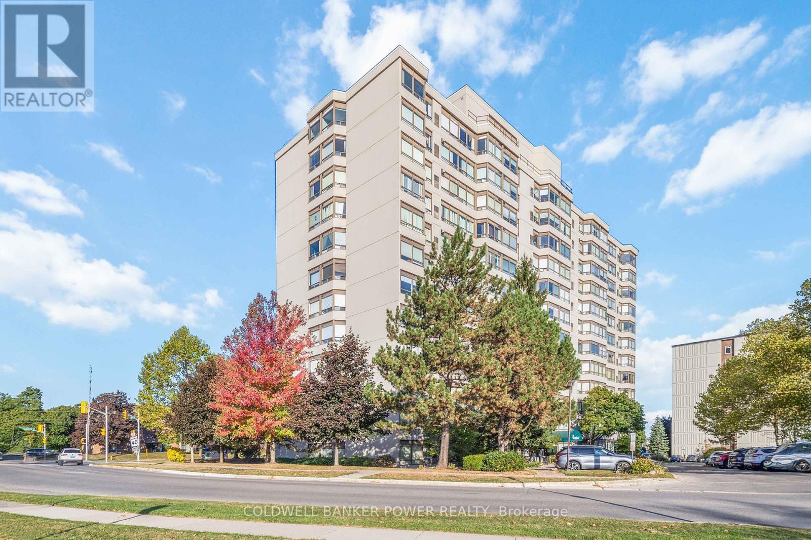 606 - 744 WONDERLAND ROAD S, London South (South N)