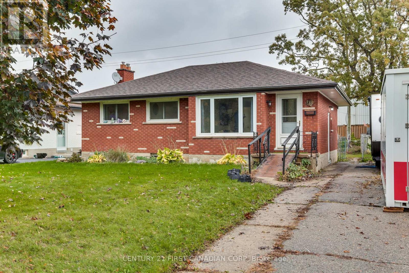 110 ALISON AVENUE, Cambridge