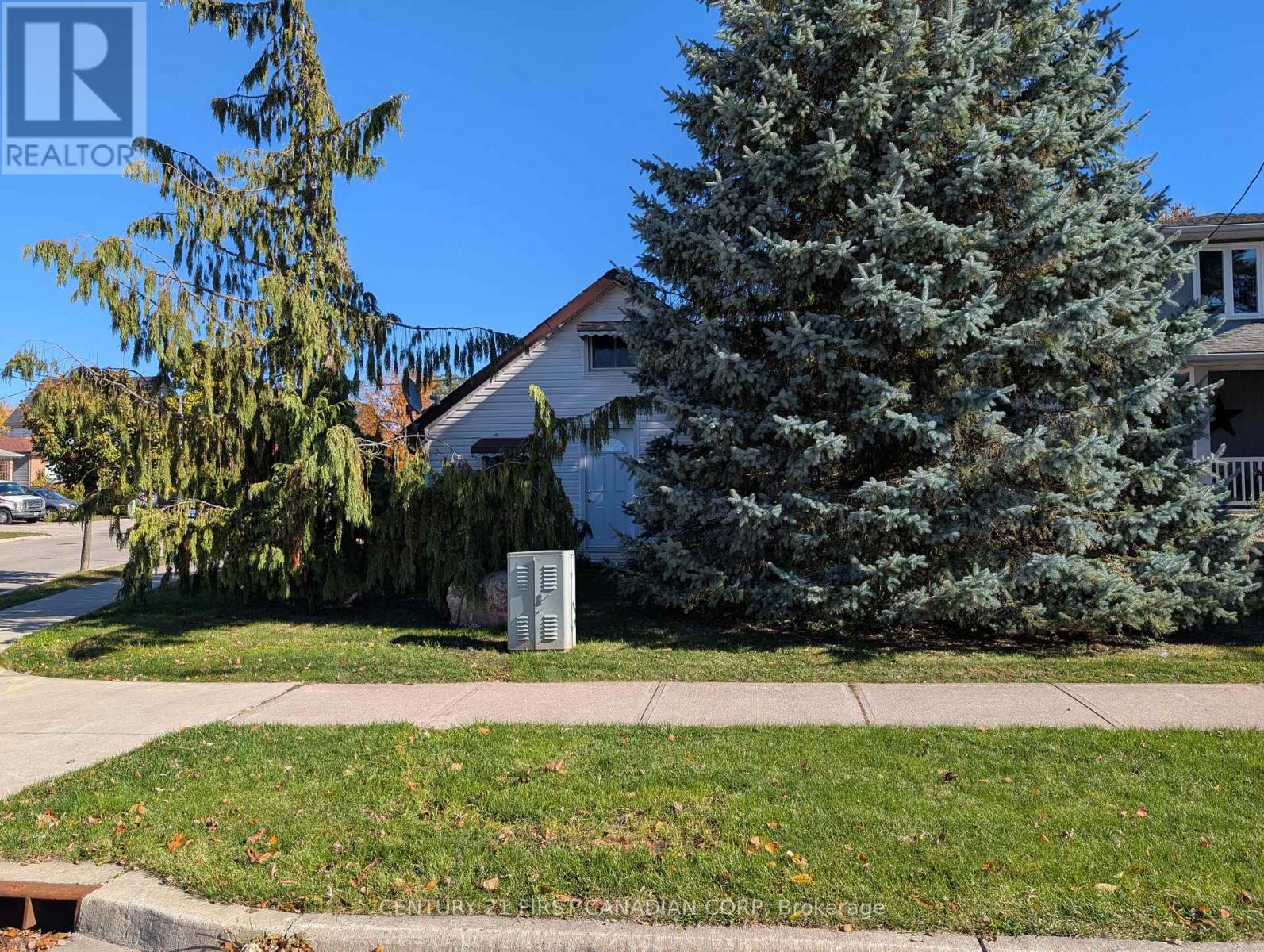 27 BRISCOE STREET W, London South (South E)