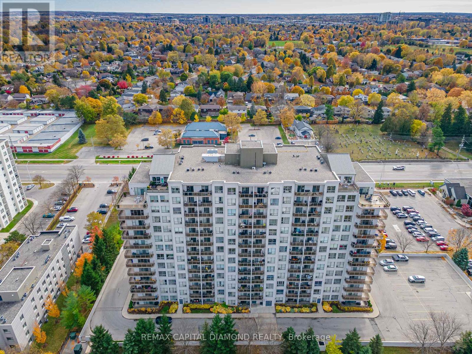 506 - 353 COMMISSIONERS ROAD W, London South (South D)