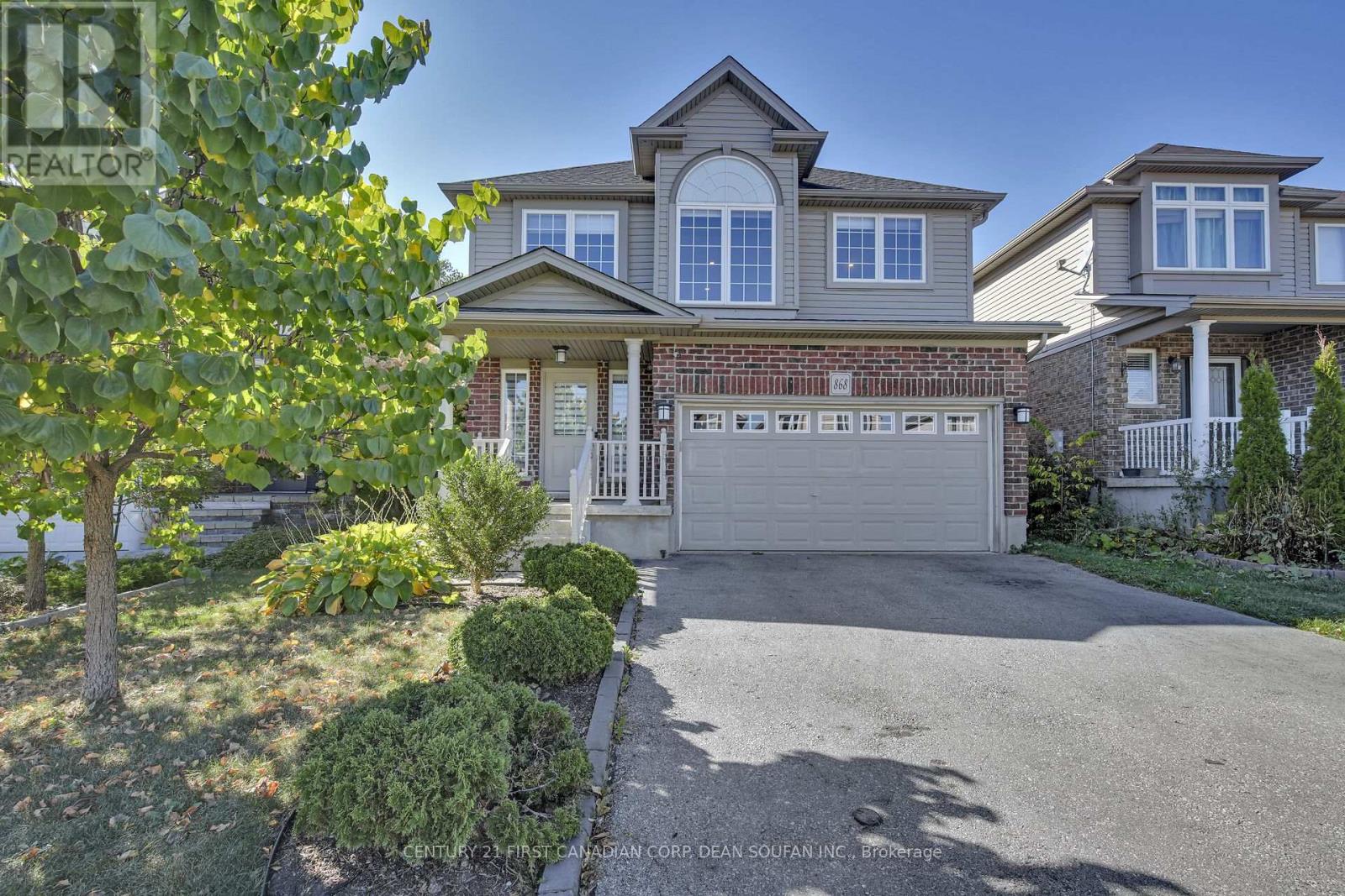 868 RUSHBROOK CRESCENT, London South (South K)