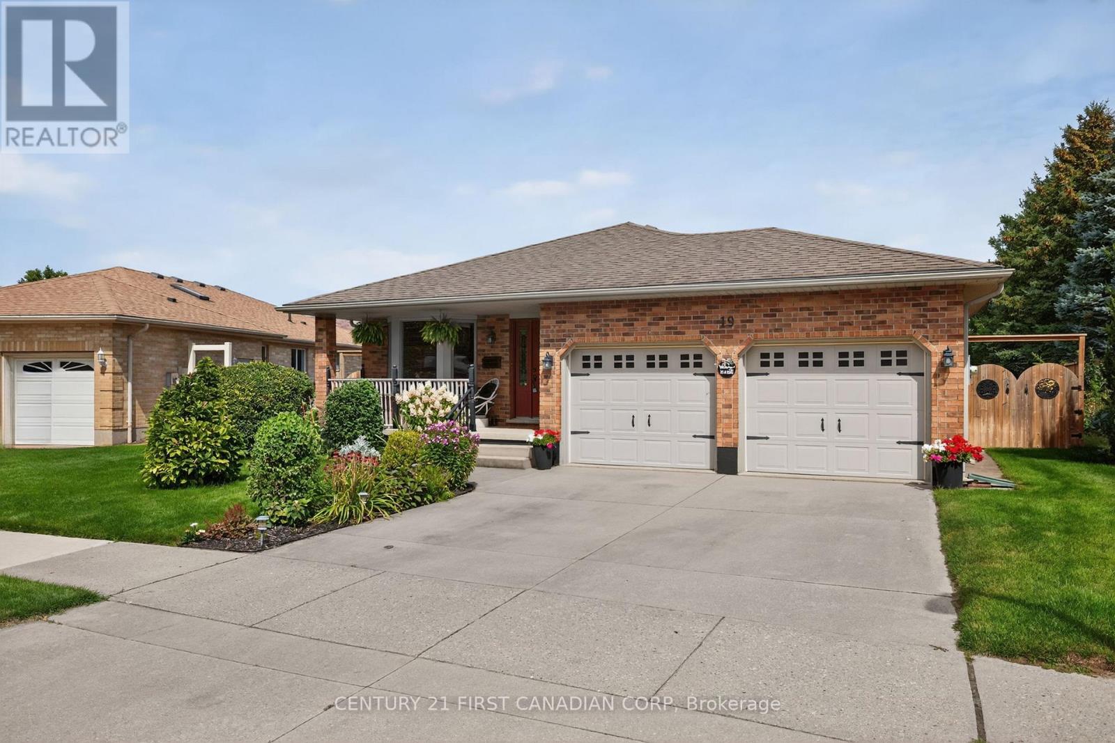 19 HEMLOCK BOULEVARD, Strathroy-Caradoc (SE)