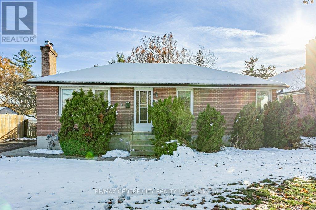 1429 BRYDGES STREET, London East (East N)