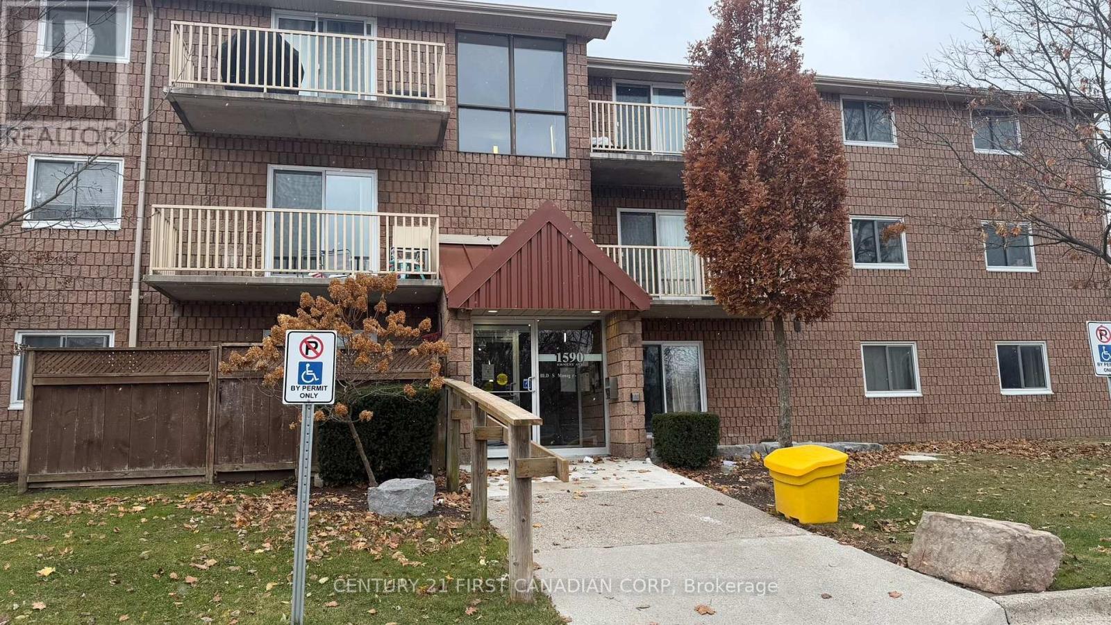 104 - 1590 ERNEST AVENUE, London South (South X)