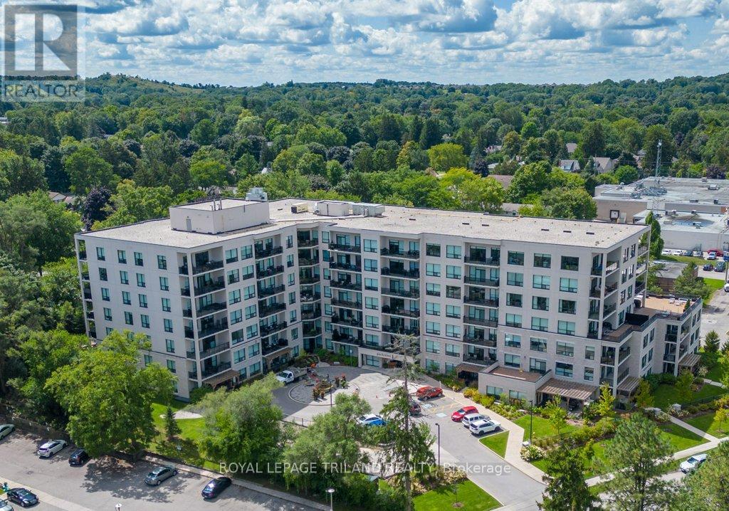 504 - 1200 COMMISSIONERS ROAD W, London South (South B)