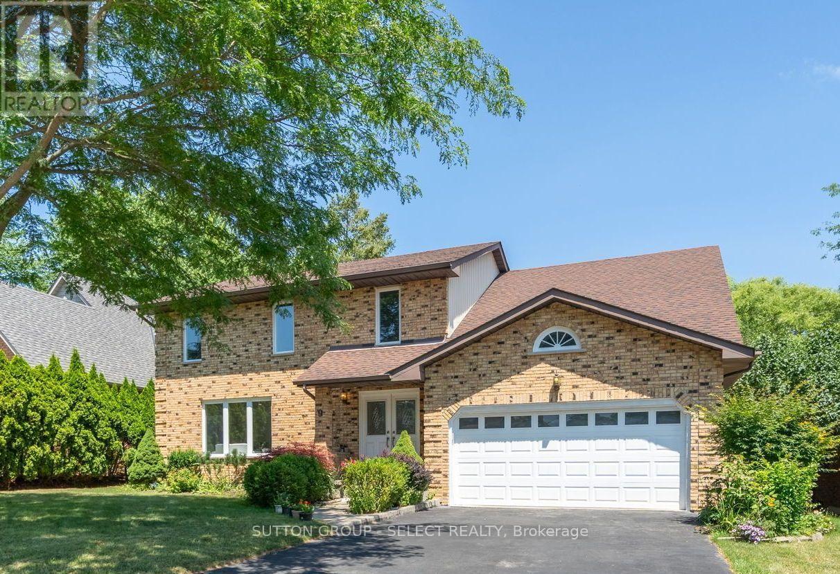 9 ULLSWATER CRESCENT, London North (North A)