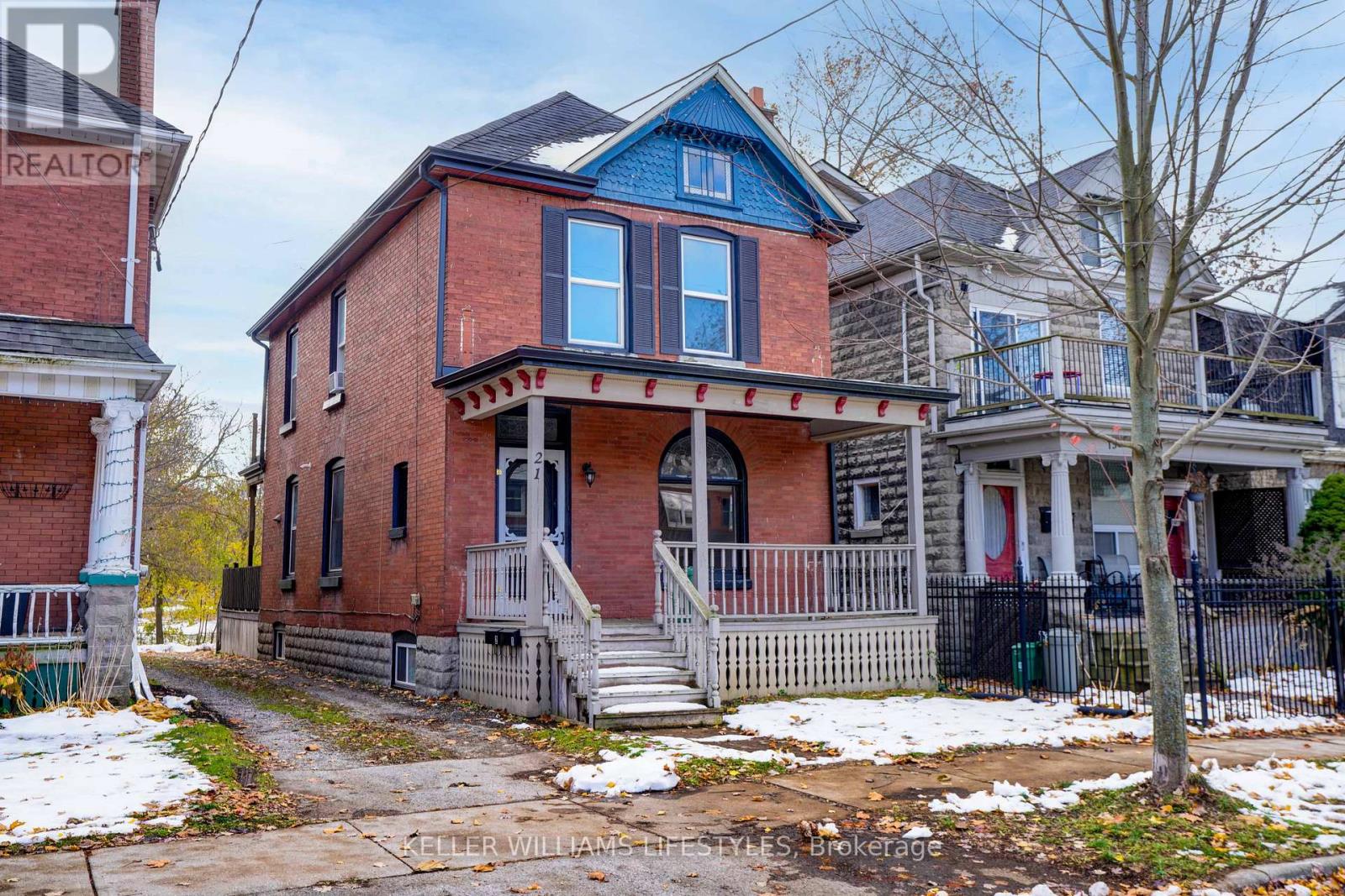 21 ELMWOOD AVENUE E, London South (South F)