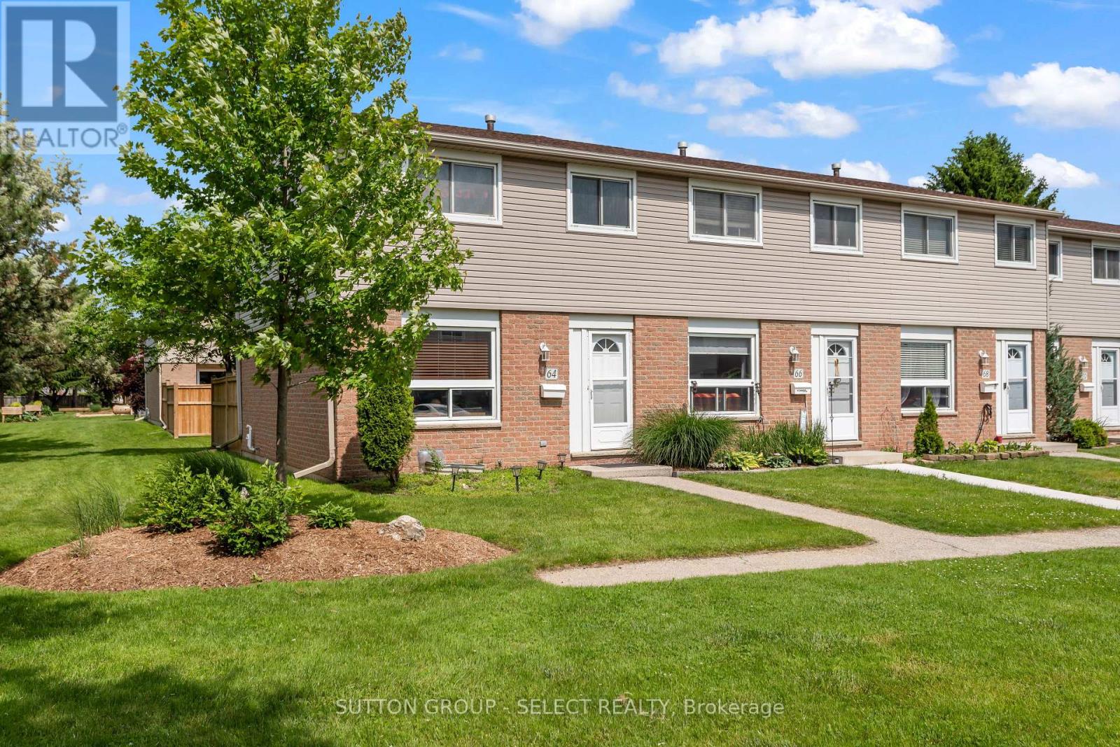 64 - 40 TIFFANY DRIVE, London East (East I)