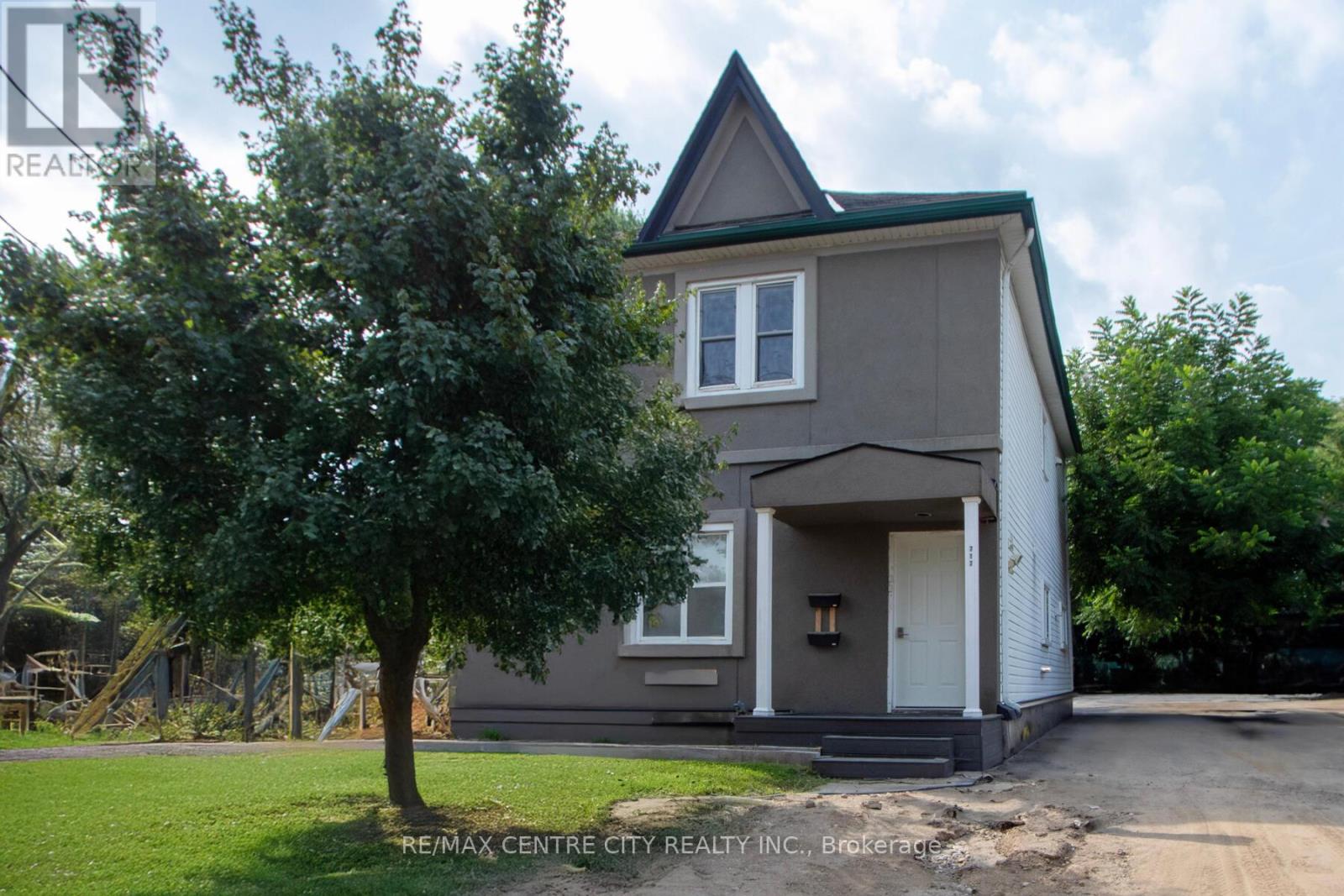 717 CENTRAL AVENUE, London East (East G)