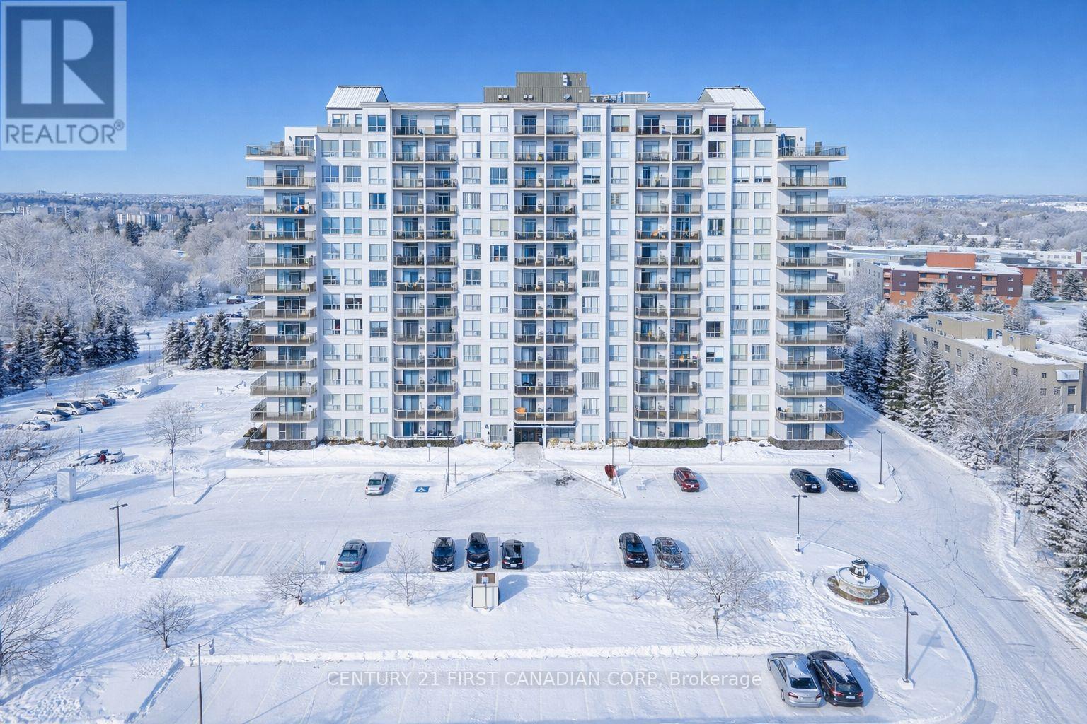 1104 - 353 COMMISSIONERS ROAD W, London South (South D)