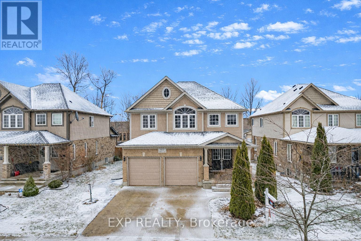 919 FOXCREEK ROAD, London North (North S)