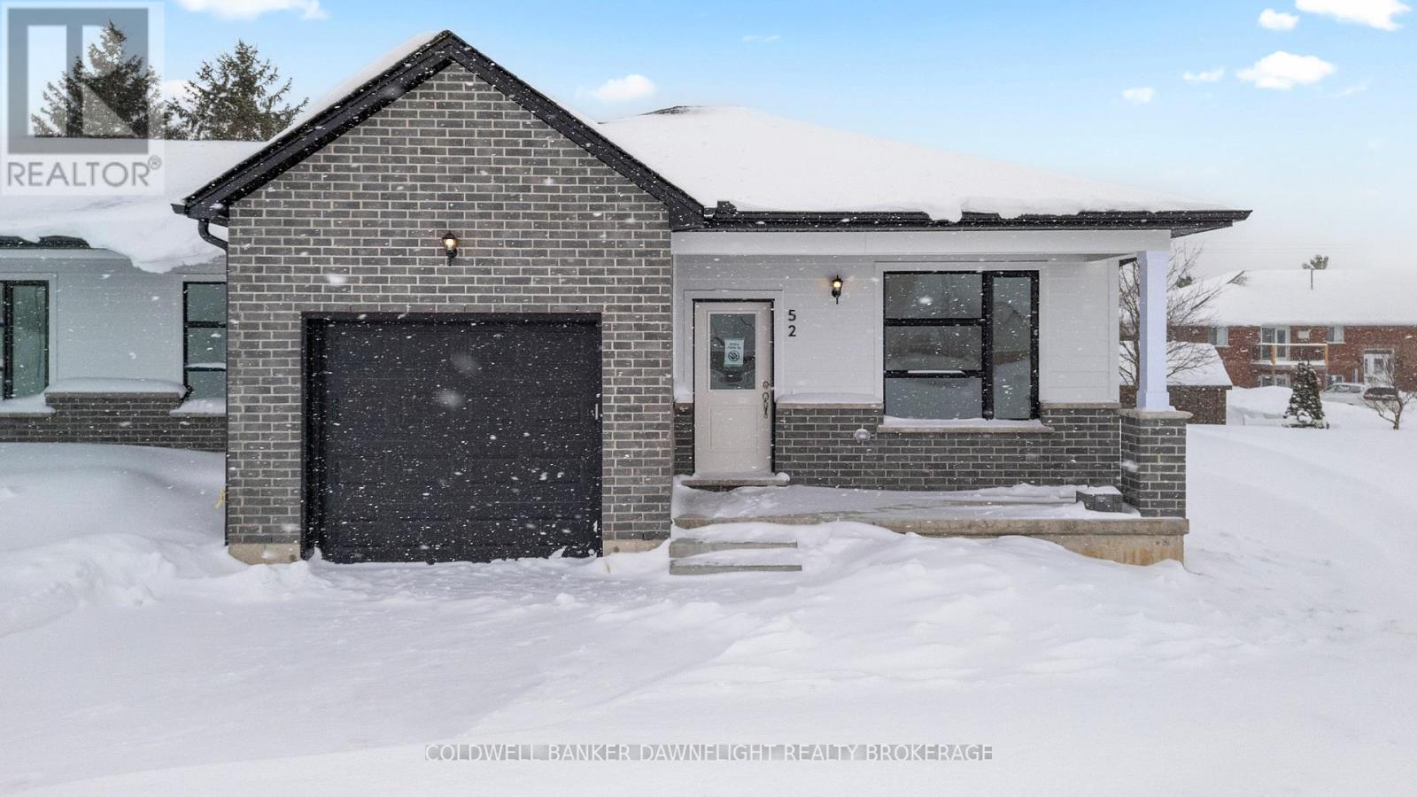 52 MOONLIGHT COURT, Central Huron (Clinton)
