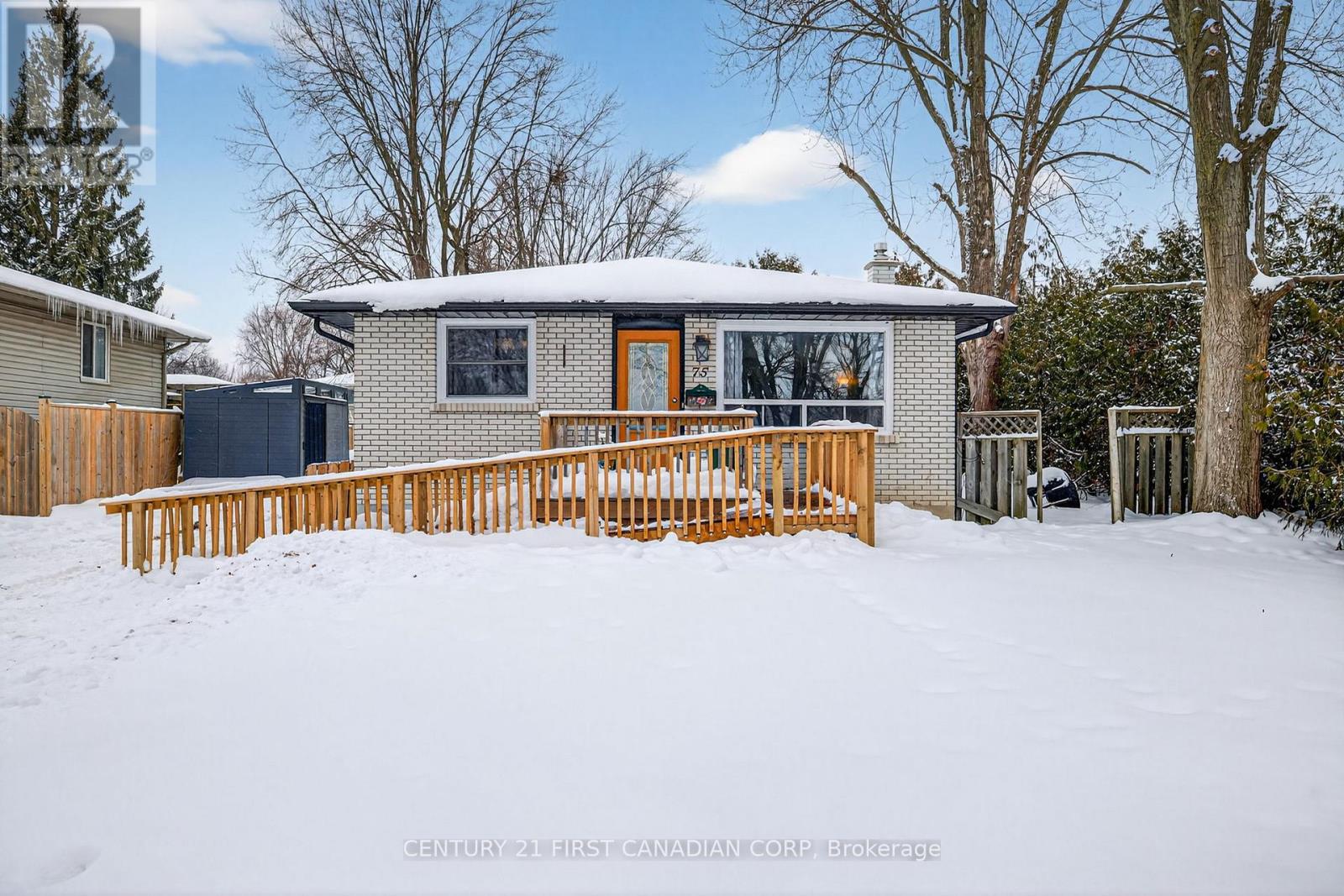 75 MENDIP CRESCENT, London South (South Y)