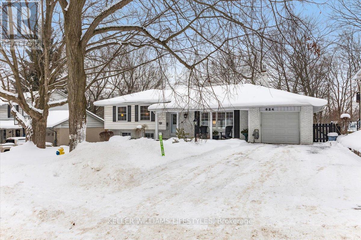 824 MANCHESTER ROAD, London North (North L)