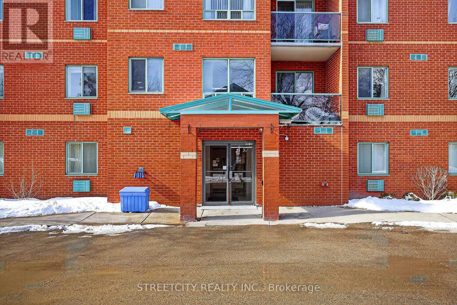 205 - 76 BASELINE ROAD, London South (South E)