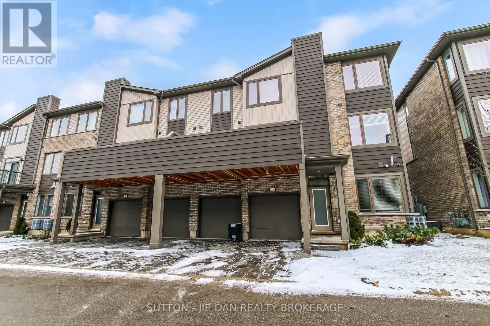 78 - 1960 DALMAGARRY ROAD, London North (North E)