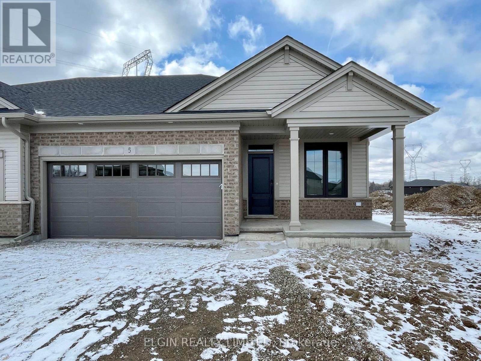 5 HORIZON COURT, Central Elgin