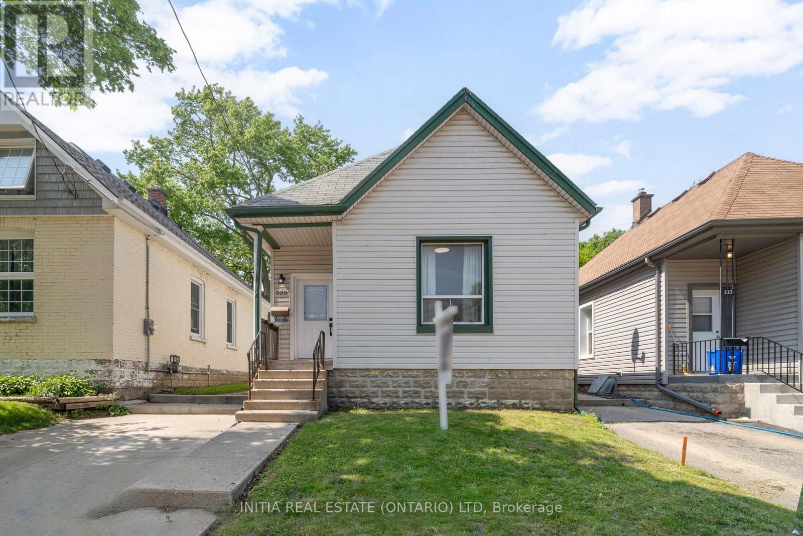 330 SALISBURY STREET W, London East (East G)