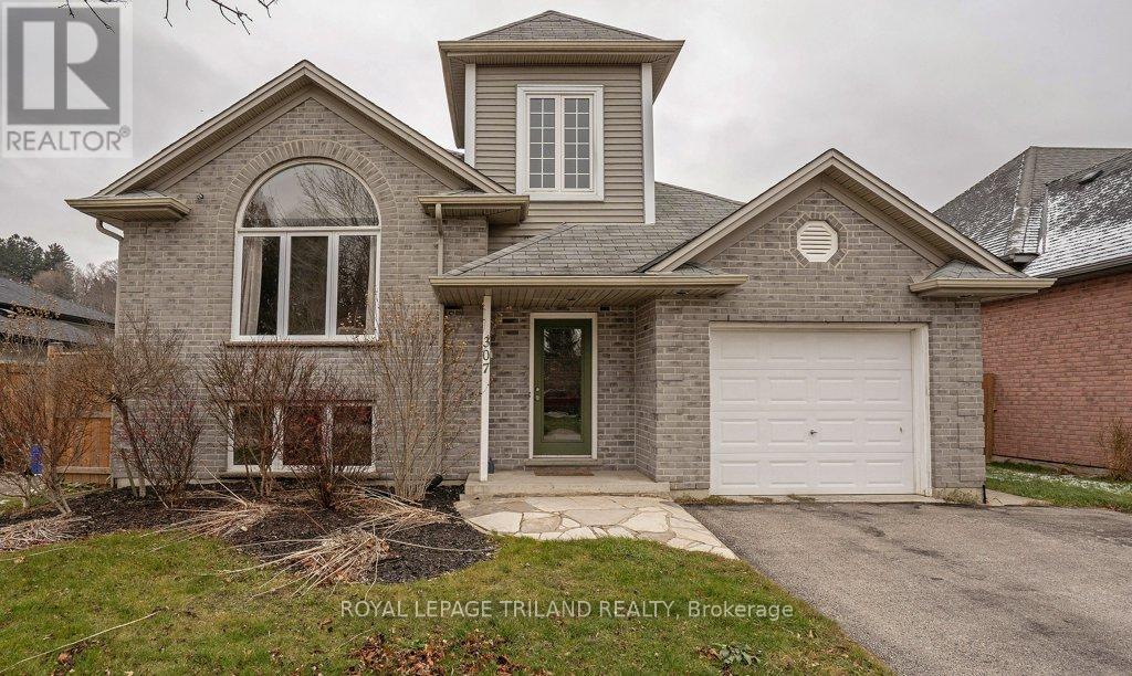 307 FRANCES STREET, Central Elgin