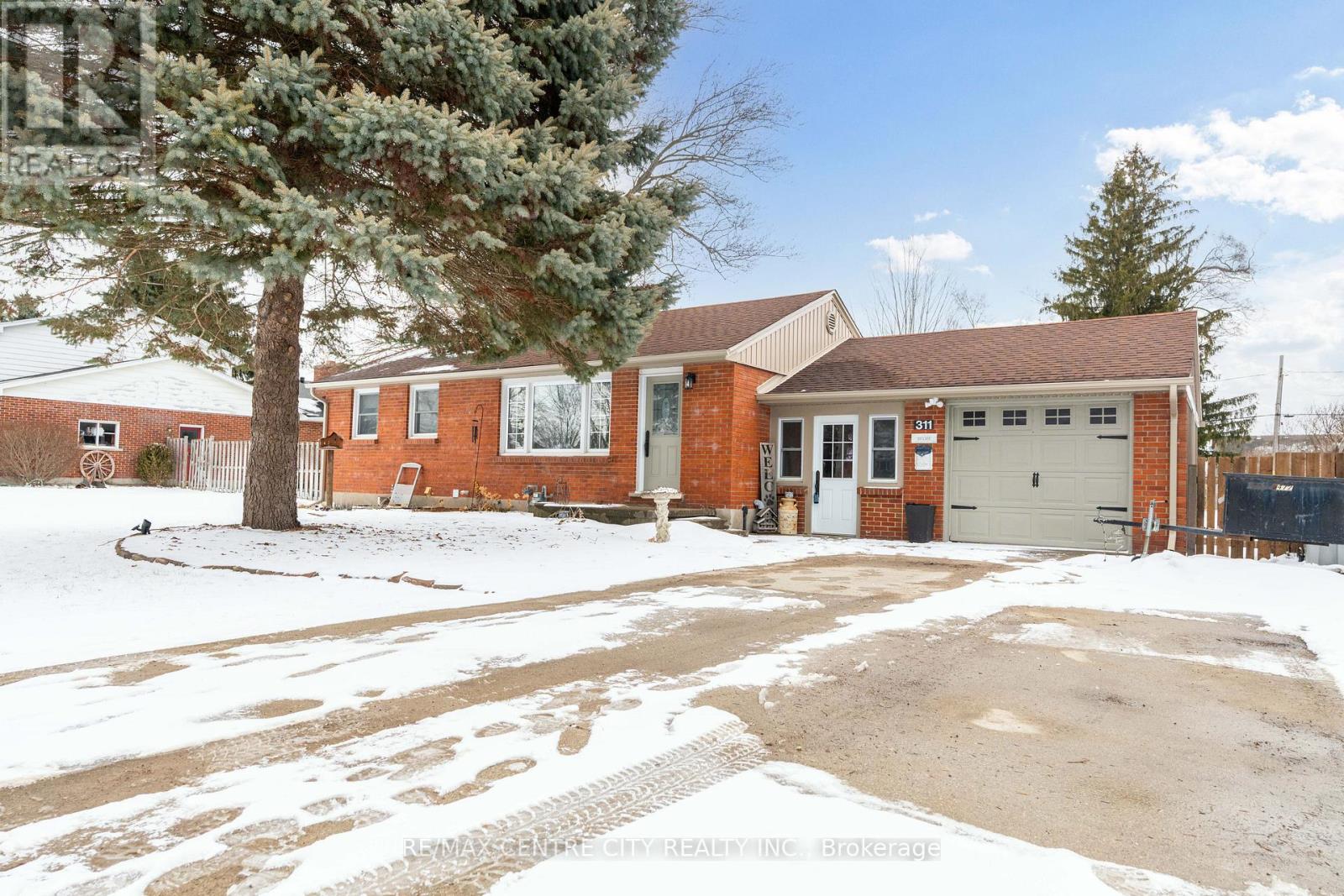 311 ADELAIDE STREET E, Strathroy-Caradoc (SW)