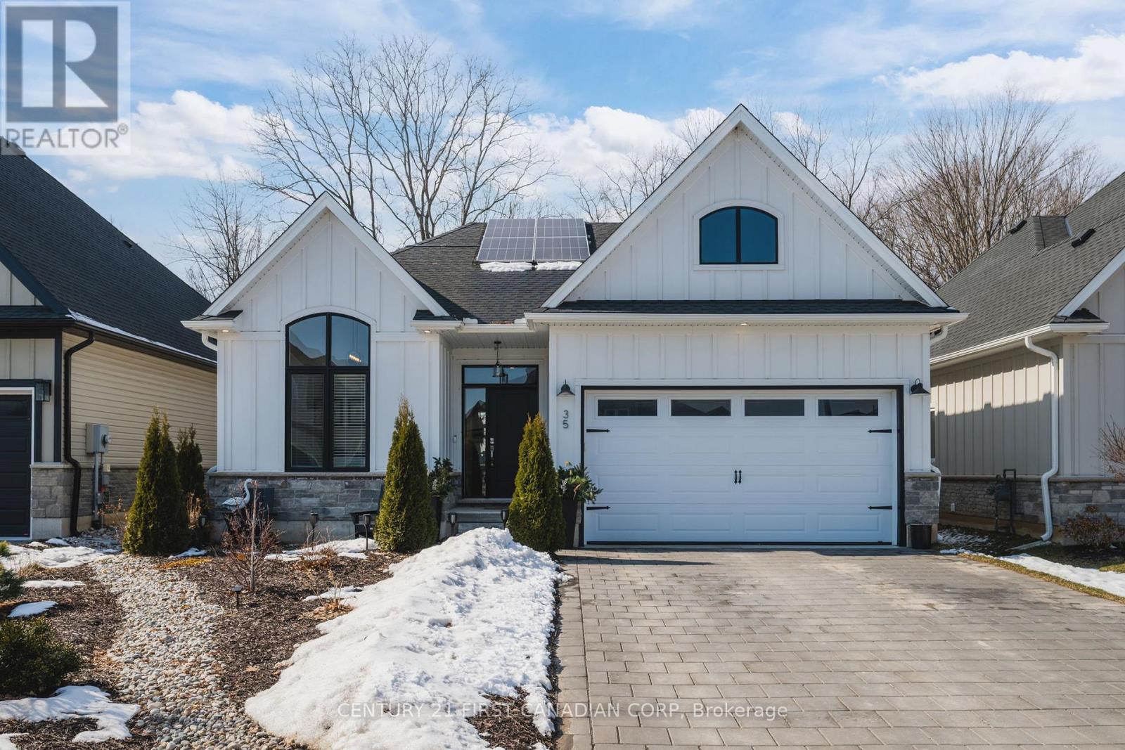 35 COMPASS TRAIL, Central Elgin