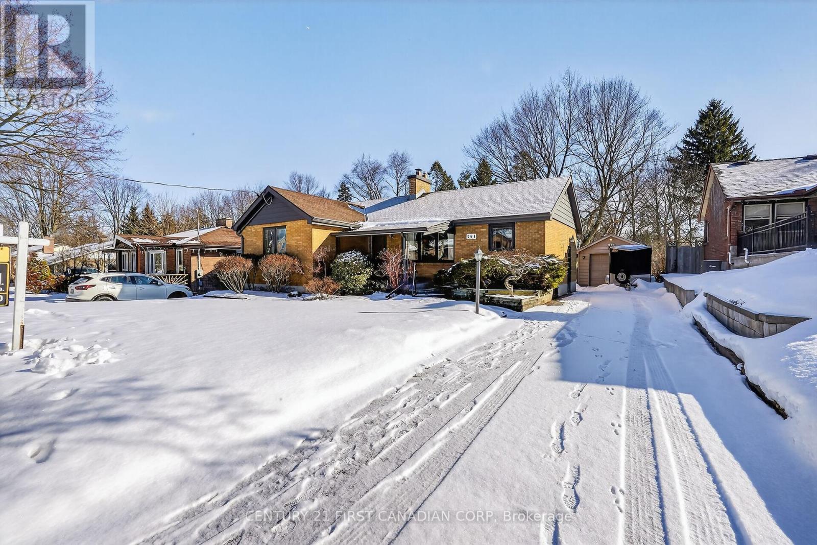 294 STEPHEN STREET, London South (South B)