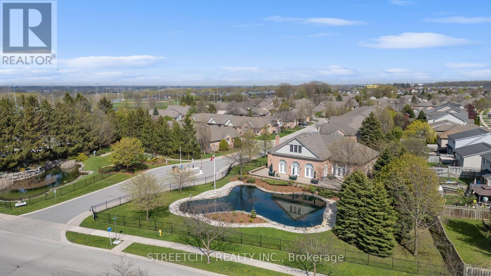 211 - 2025 MEADOWGATE BOULEVARD S, London South (South U)