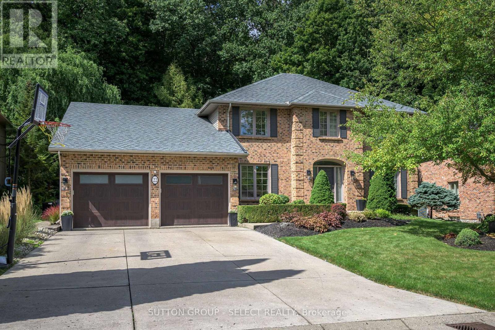 22 MAPLETON PLACE, London South (South B)