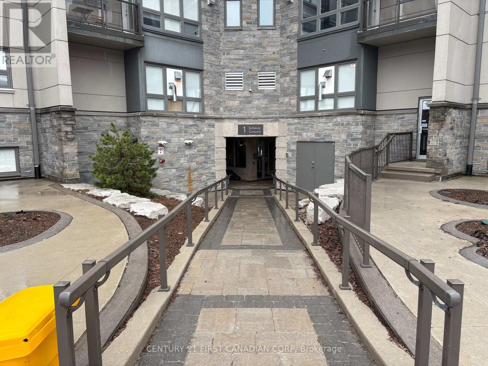 114 - 1 JACKSWAY CRESCENT, London North (North G)