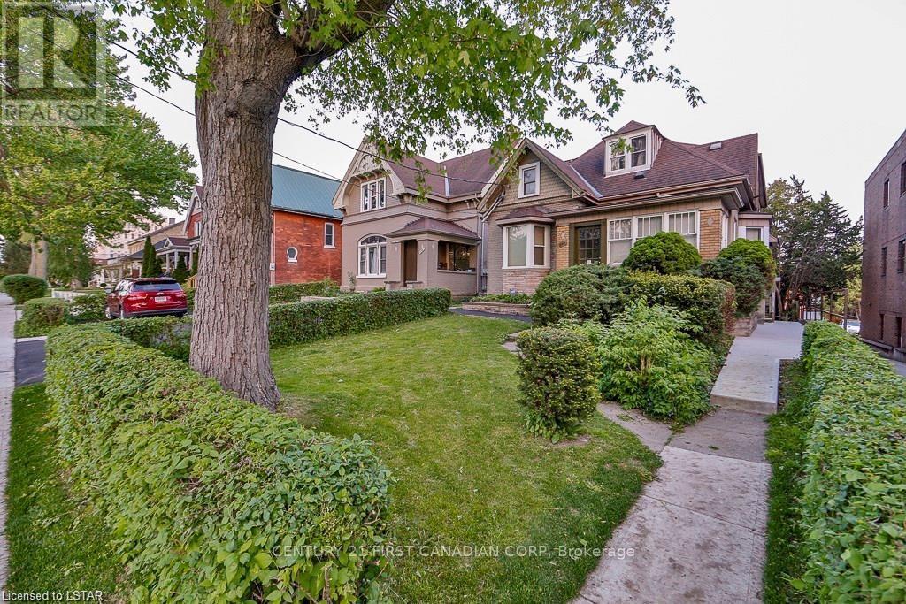 279 HILL STREET, London East (East K)