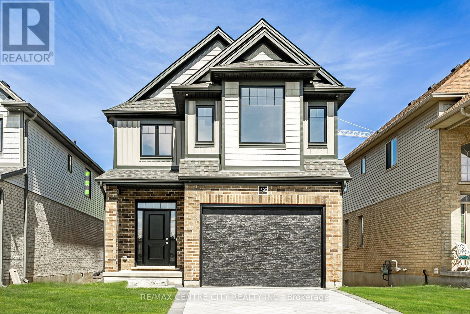 1596 NOAH BEND, London North (North I)