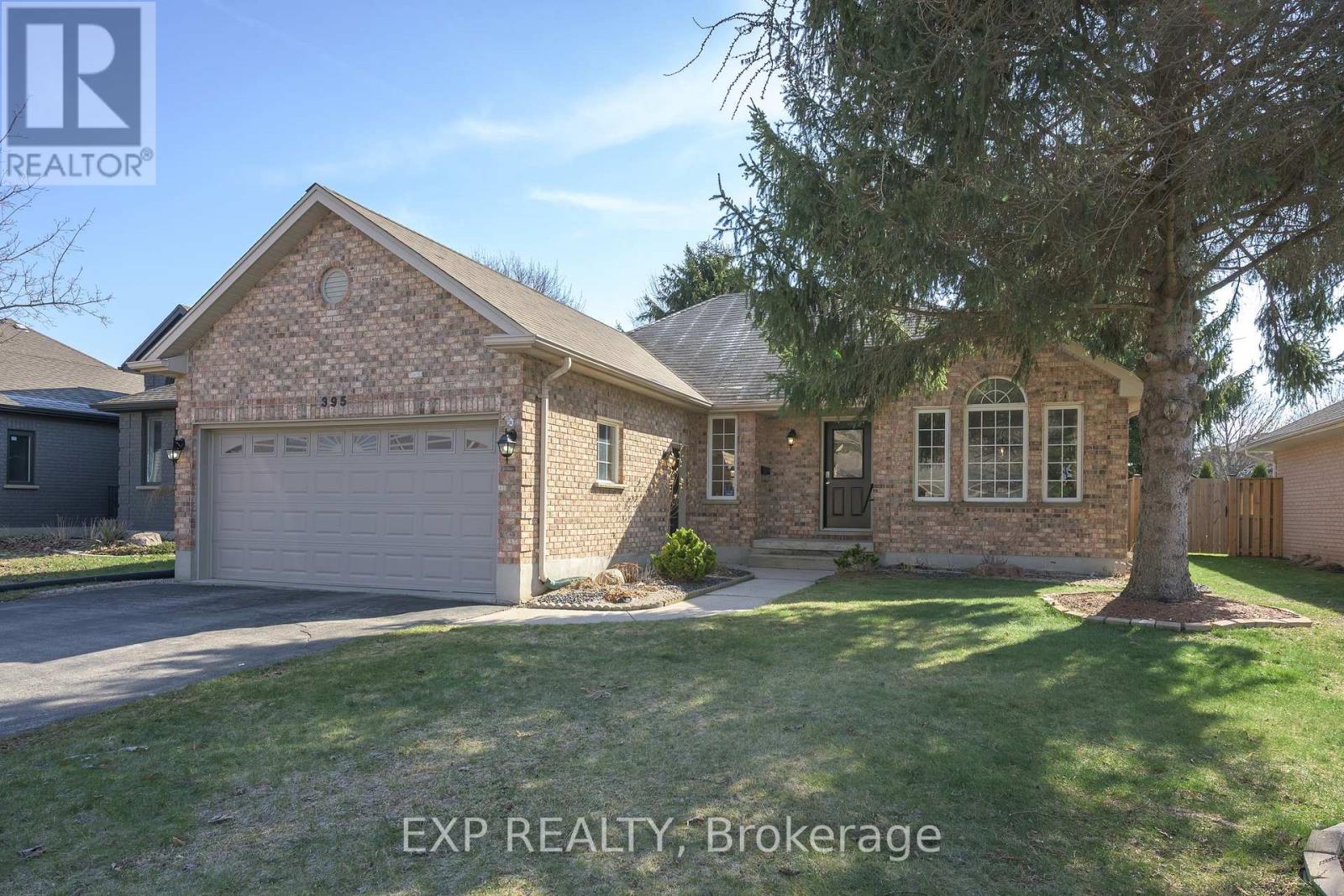 395 RIVERVIEW DRIVE, Strathroy-Caradoc (NE)