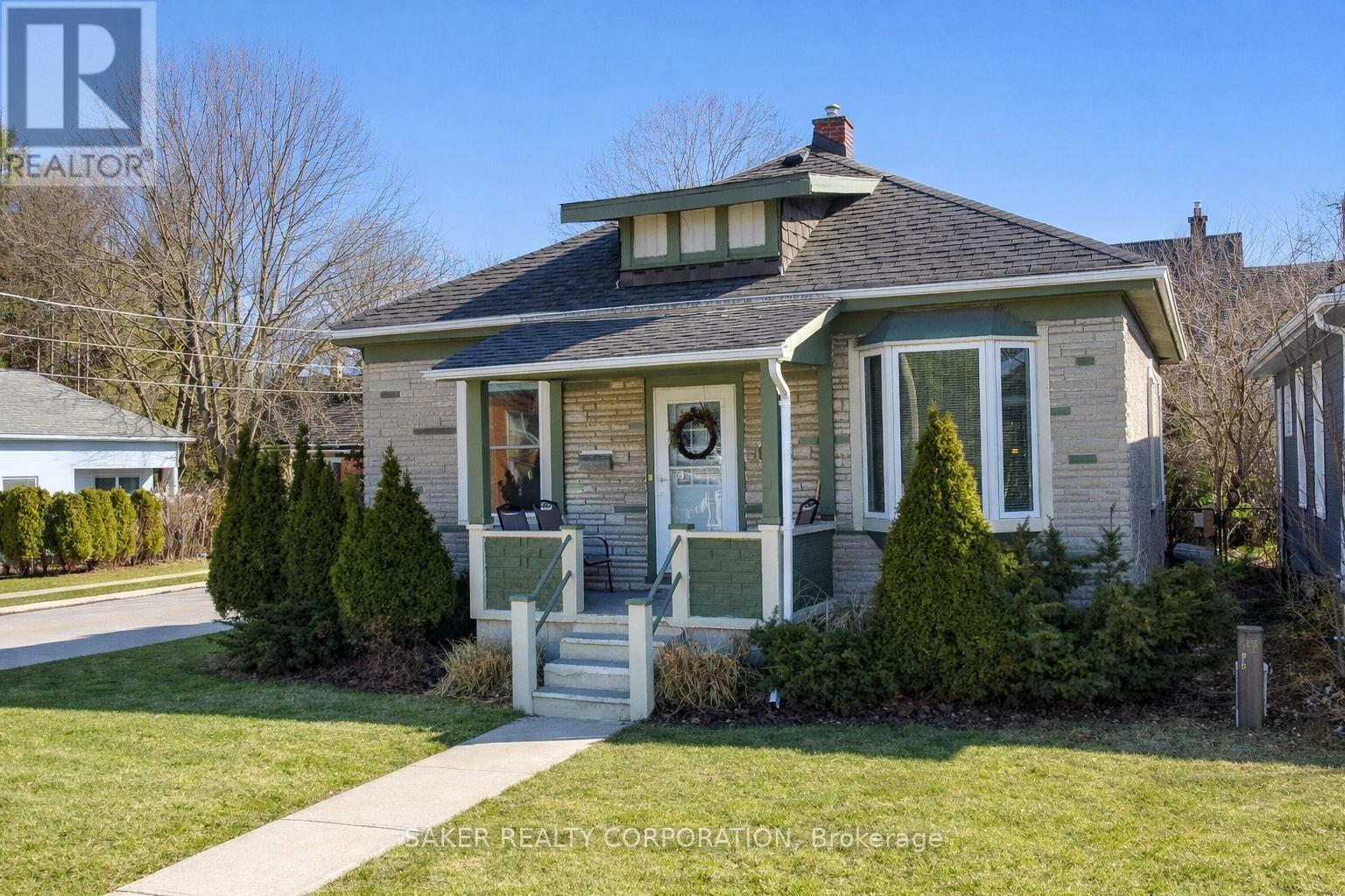 688 WILLIAM STREET, London East (East F)