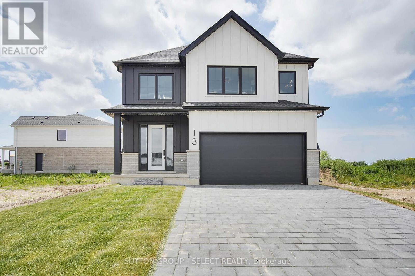 42 LUCAS ROAD E, St. Thomas