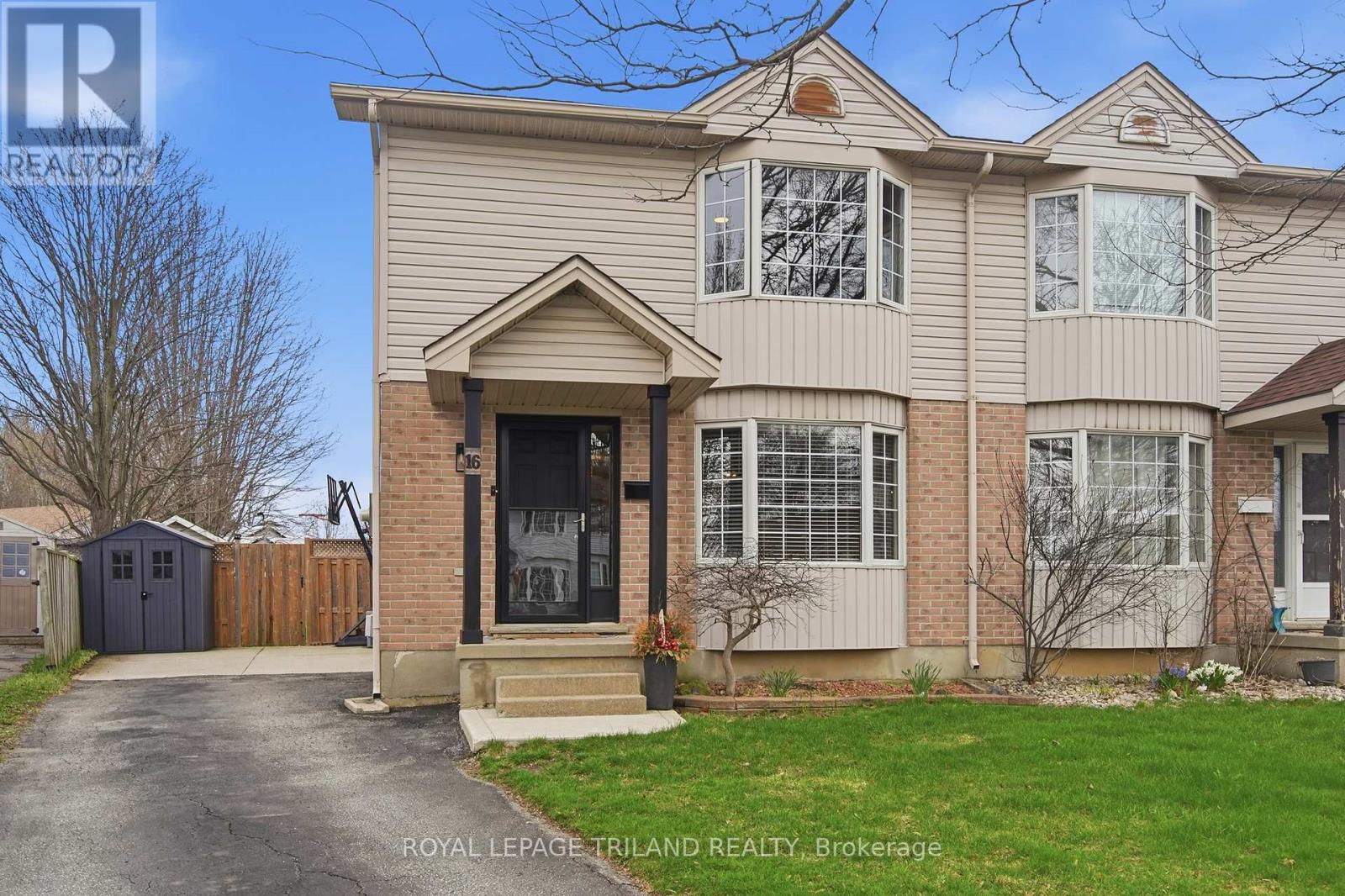 16 BOWCOTT CRESCENT, London East (East I)