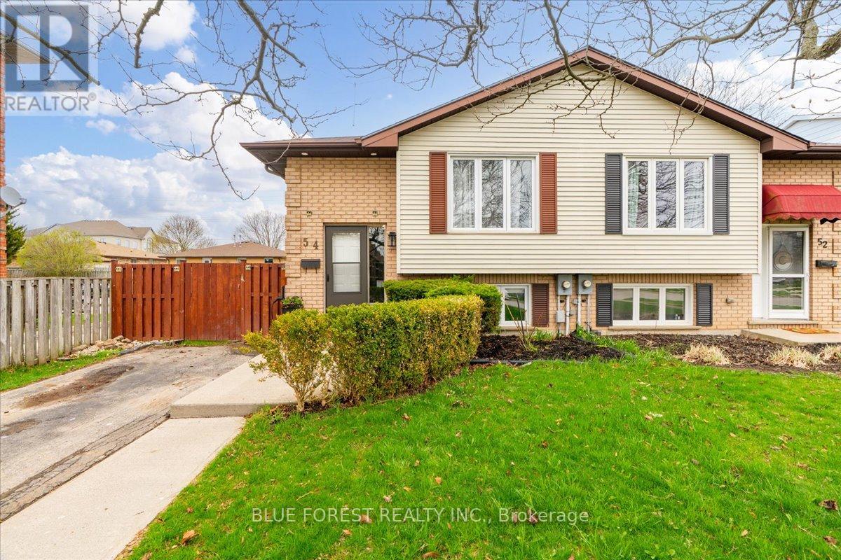 54 STOKES ROAD, St. Thomas