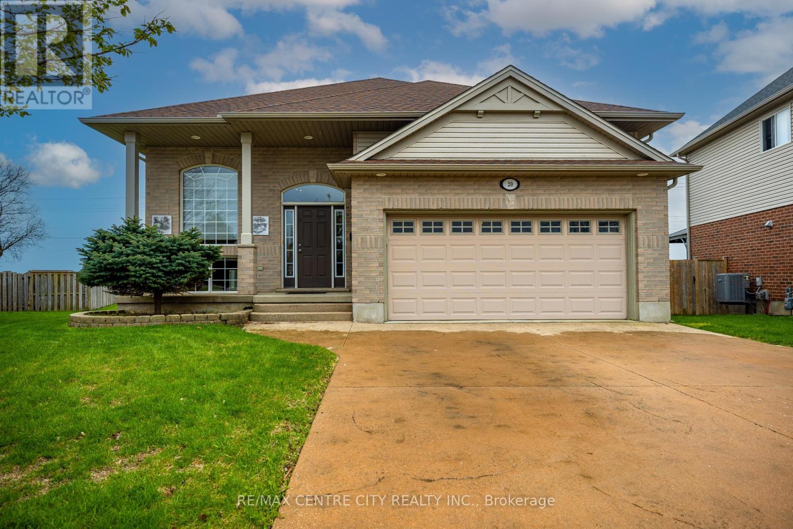 20 CHAMBERLAIN COURT, St. Thomas