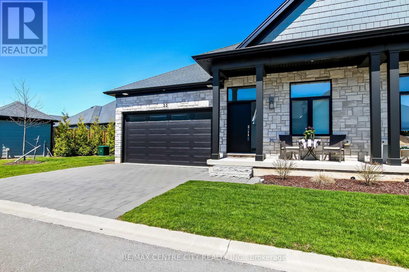 35 - 63 COMPASS TRAIL, Central Elgin