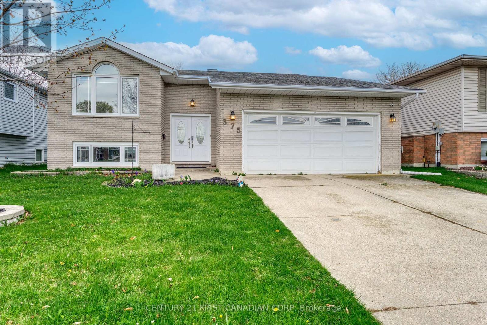 375 TRUDEAU DRIVE, Sarnia