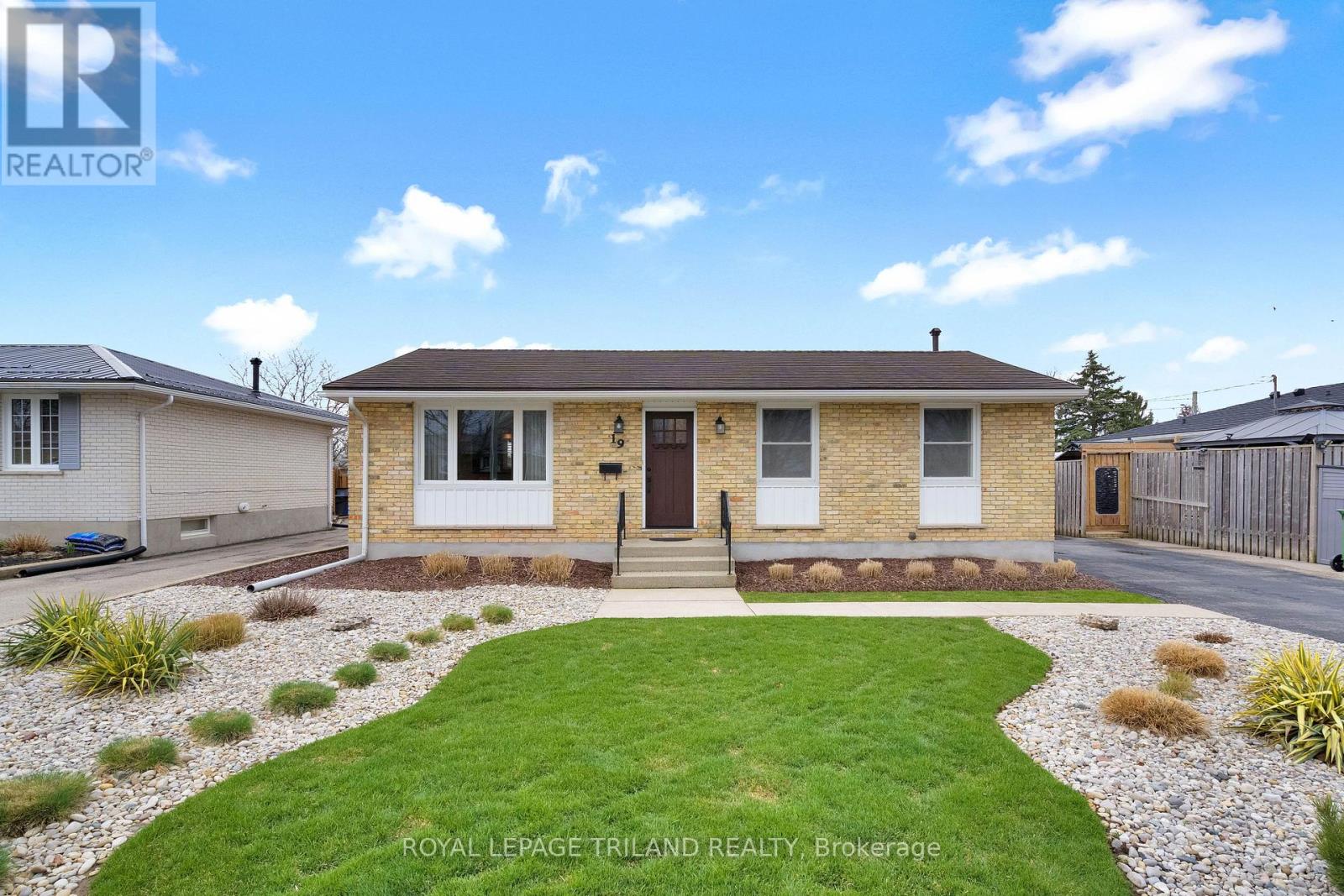 19 SPARTA STREET, St. Thomas