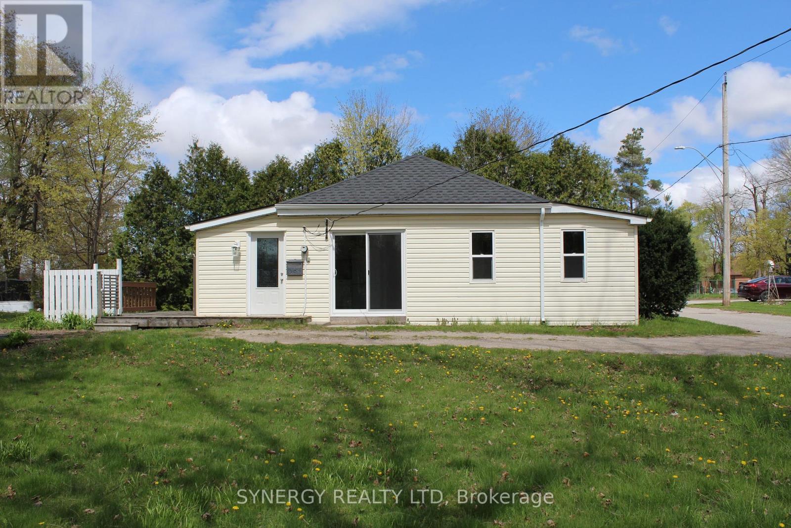 30 MILL LANE, Strathroy-Caradoc (NE)