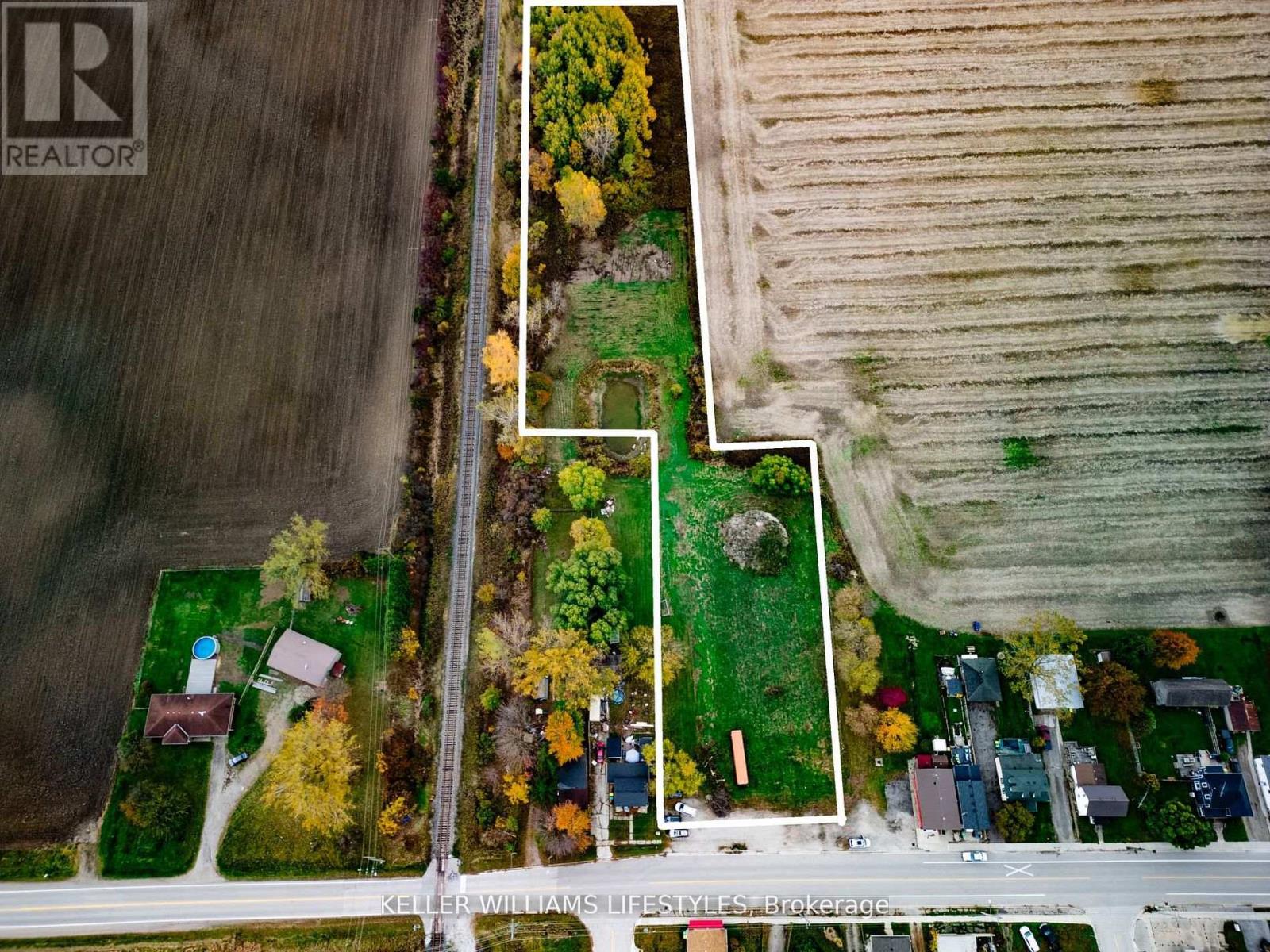 22681 THAMES ROAD, Southwest Middlesex
